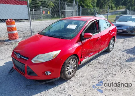 2012 Ford Focus Se z USA, uszkodzony, nr VIN 1FAHP3F27CL107368